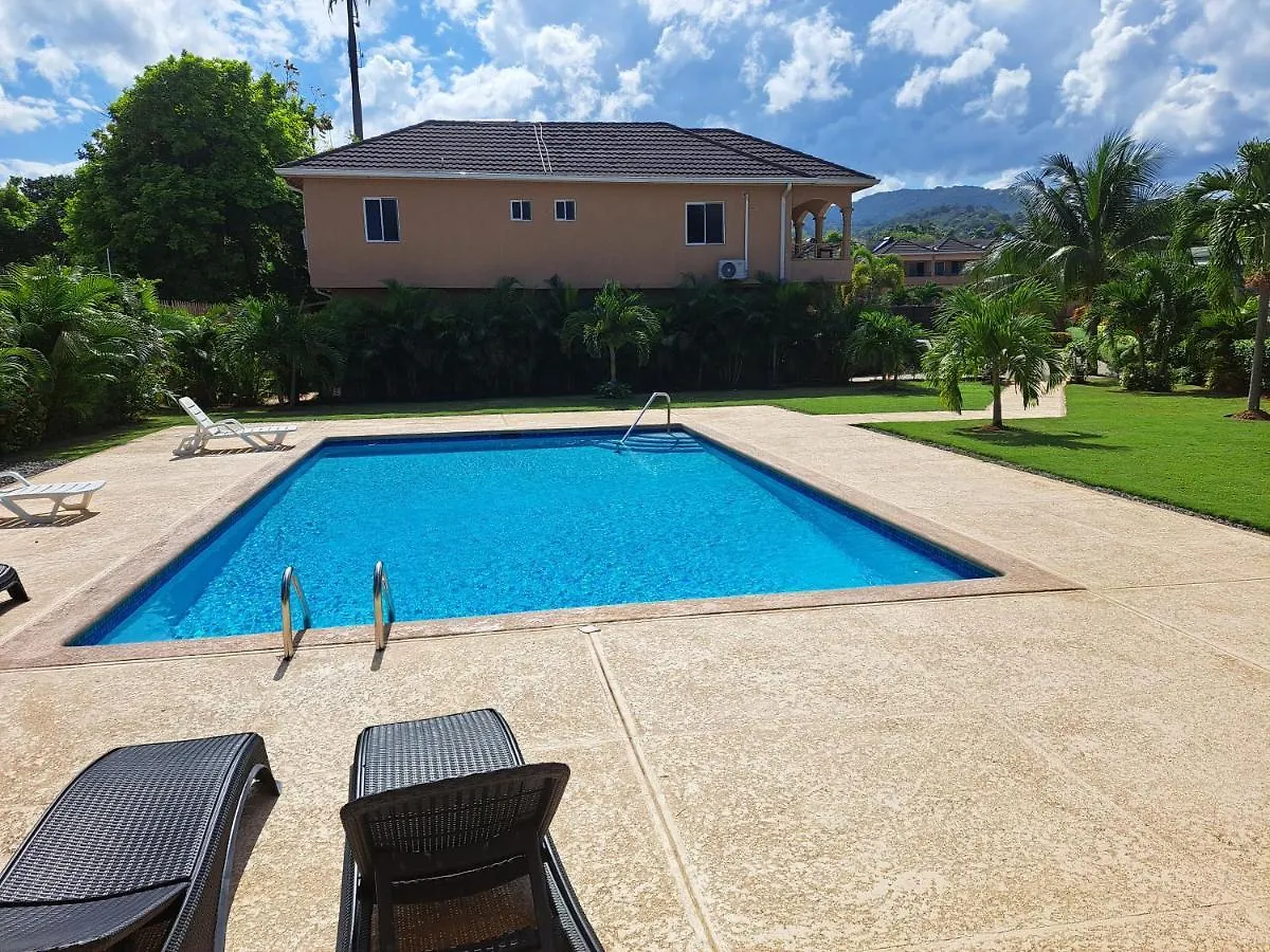 شقة Palmview Estate Townhouse Mammee Bay